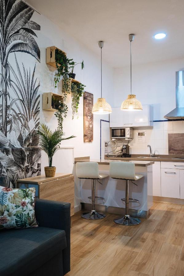 Divi Apartments Martinez Montanes Севилья Экстерьер фото