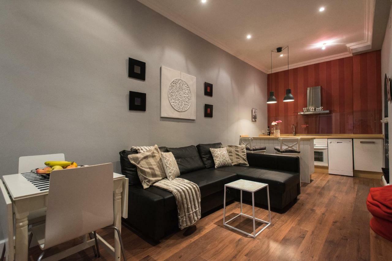 Divi Apartments Martinez Montanes Севилья Экстерьер фото
