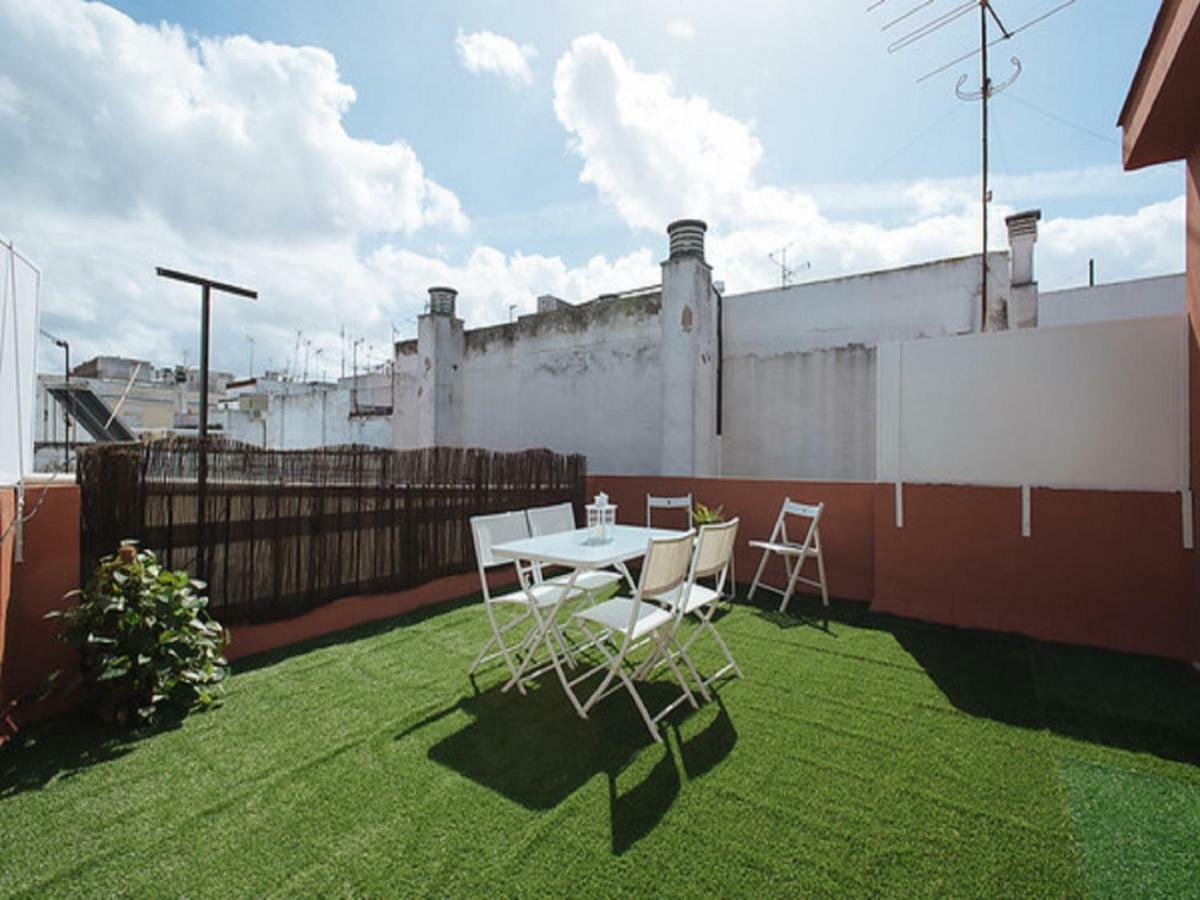 Divi Apartments Martinez Montanes Севилья Экстерьер фото
